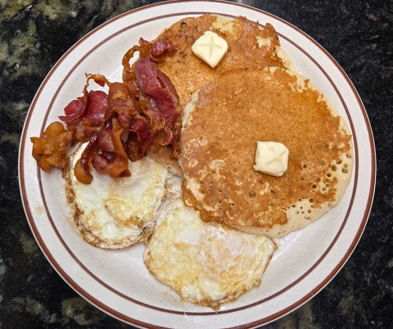 5. Pete’s Diner (Capitol Hill)