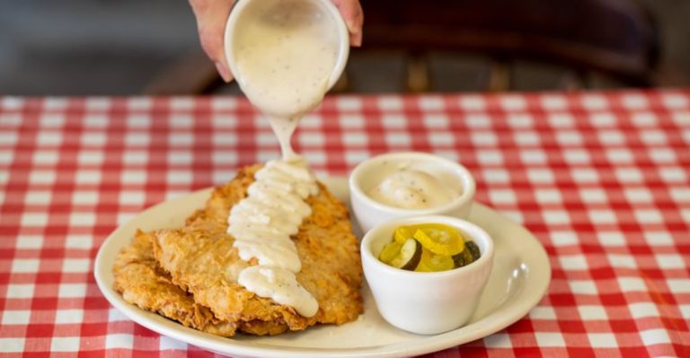 5 Kentucky Chicken Fried Steak Plates So Huge They Hang Over The Plate