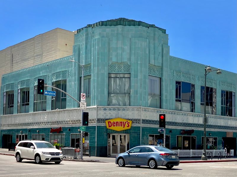 Denny's (Windsor Square)