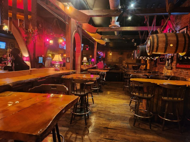 6. Hounddog's Three Degree Pizza, Columbus