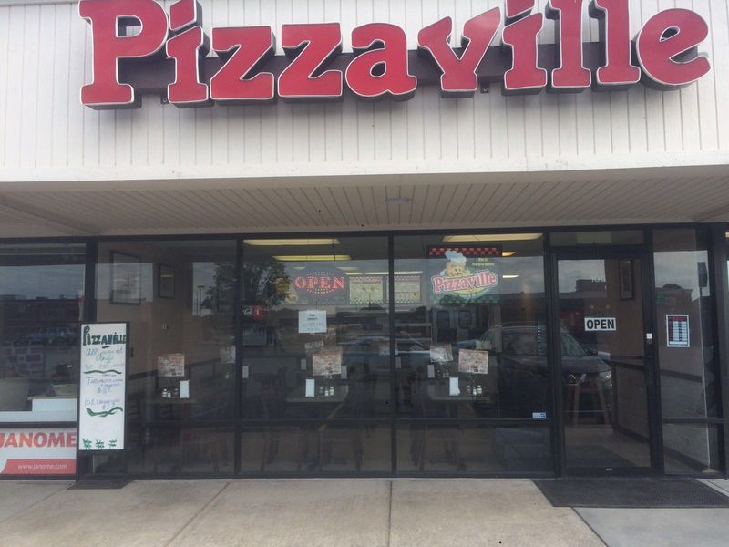 6. Pizzaville, Avon