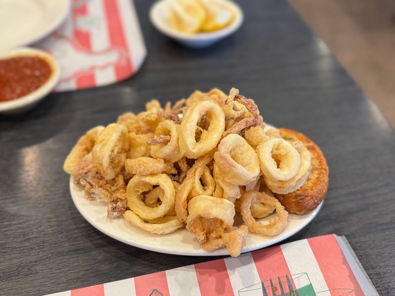 6. Randazzo’s Clam Bar, Sheepshead Bay