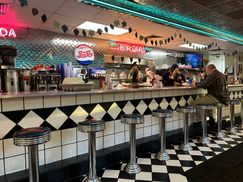 Troy’s 105 Diner, Boone