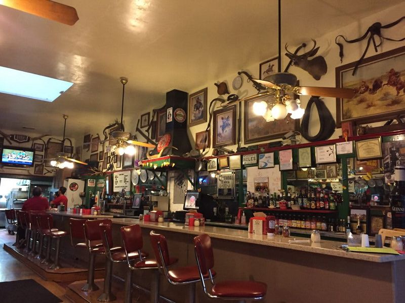 Bronco Billy's Pizza Palace