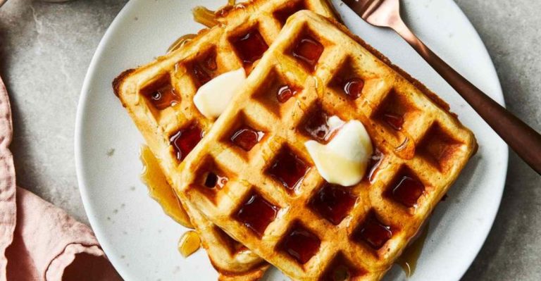 6 North Carolina Waffle Houses Everyone Should Try Once