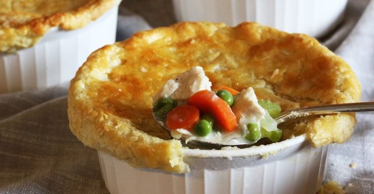 6 Ohio Chain Restaurants That Miss The Mark On Chicken Pot Pie And 6 That Nail Grandma’s Recipe