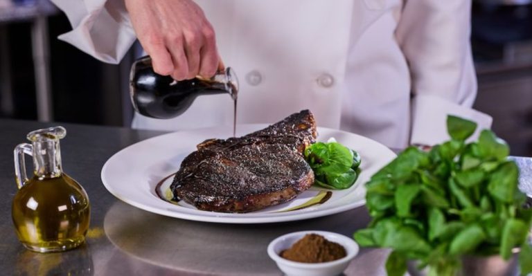 6 Overpriced Steakhouse Chains And 6 That Are Actually Worth Your Money