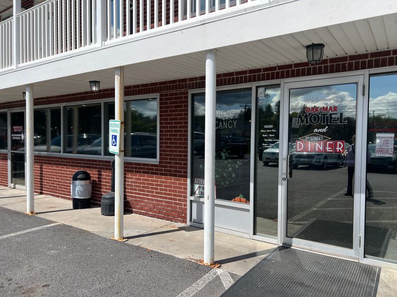 7. 3rd Street Diner, Oakland