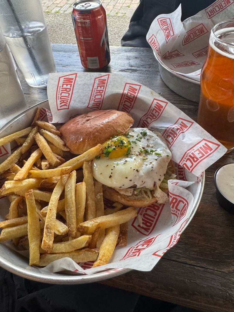 6. Mercury Burger & Bar
