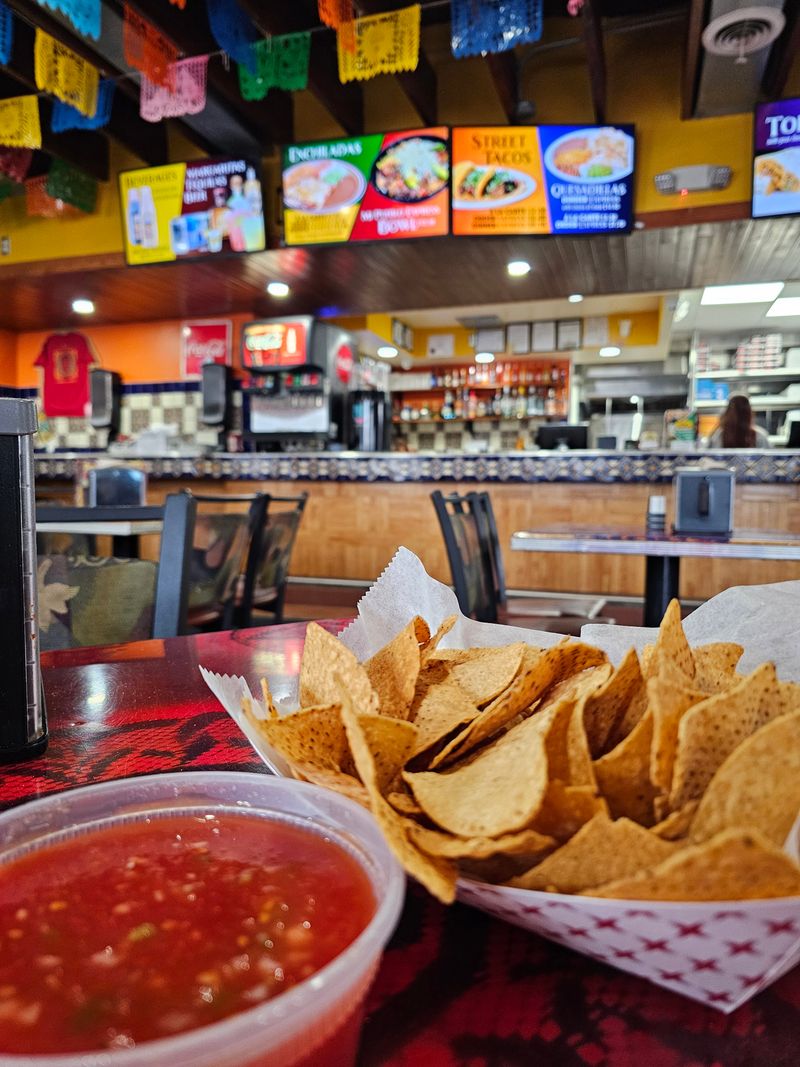 7. Mi Pueblo Express, Clinton Township