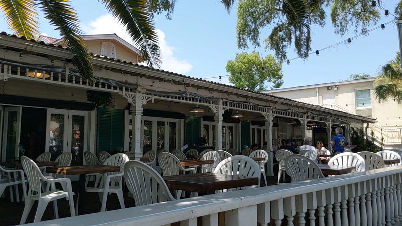 7. Mullet Bay Seafood Restaurant, St Simons Island
