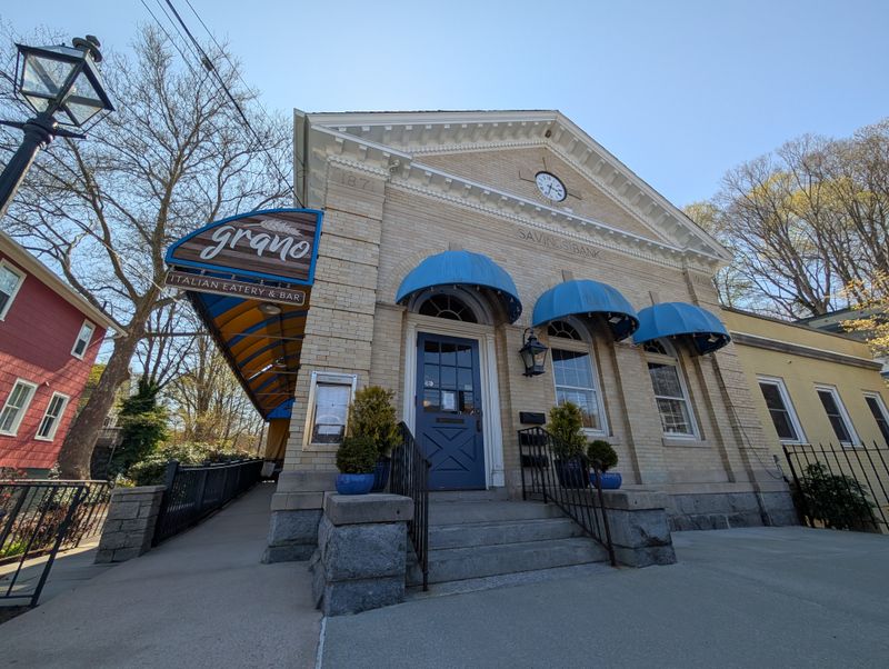 7. Grano Arso, Chester