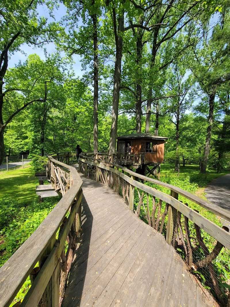 650 Acres Of Trails That Actually Go Somewhere Interesting