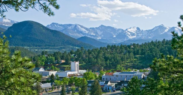 7 Dreamy Mountain Town Getaways In Colorado For A Valentine’s Weekend Escape