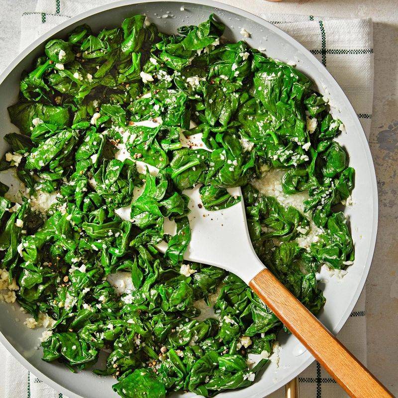 Spinach: The Two-Faced Superfood