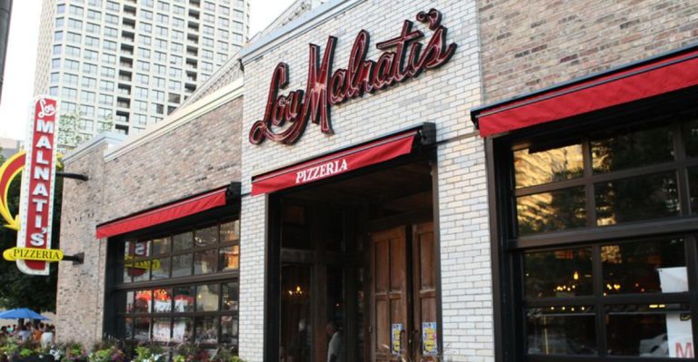7 Illinois Pizza Spots That Fall Flat On Deep Dish (And 7 That Truly Deliver)