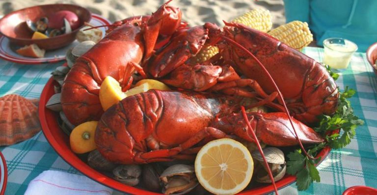 7 Maine Seafood Dishes That Are Totally Overrated And 7 Worth Every Single Bite