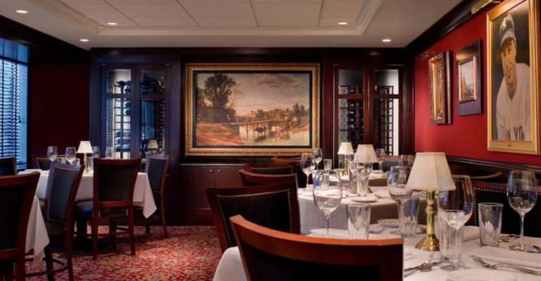 7 New York Steakhouse Chains Worth A Visit & 7 That Locals Say You Can’t Miss