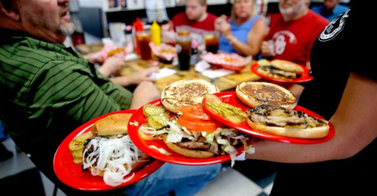 7 Oklahoma Onion-Burger Griddles You Can Smell Half A Block Away