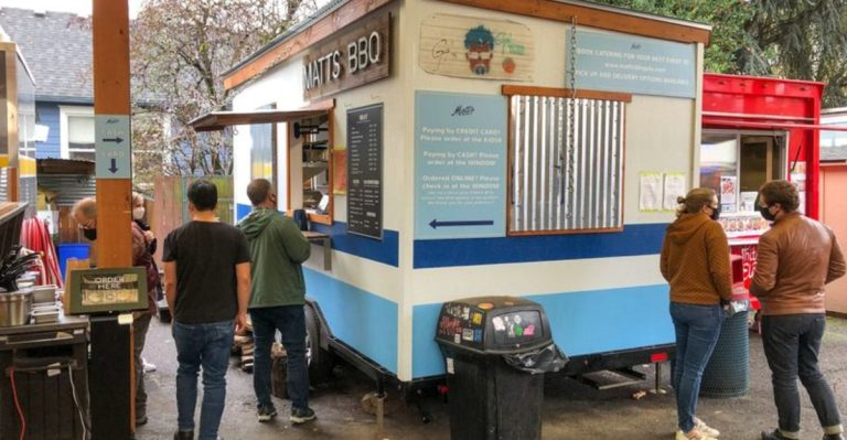 7 Oregon Food Trucks That Fall Short & 7 That Locals Line Up For Weekly