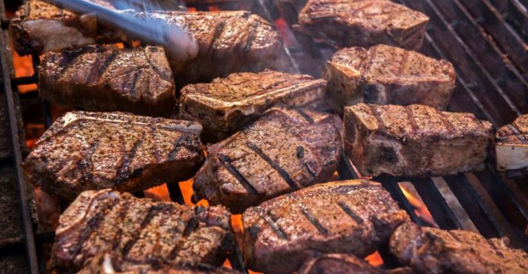 7 Texas Small-Town Steakhouses Where The Meat Is Always Done Right