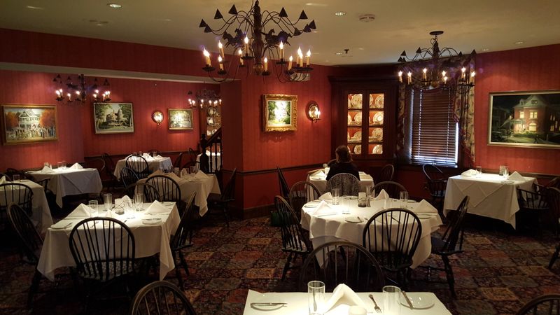 8. The Worthington Inn – Worthington