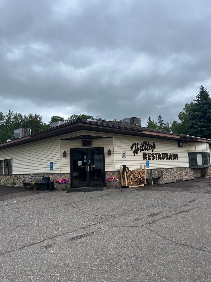 Hilltop Restaurant, L'Anse