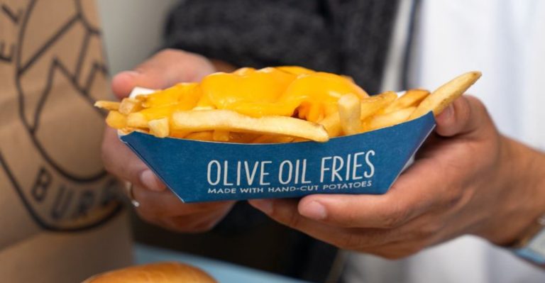 8 Chains Where The Fries Are Always Freshly Cut, Never Frozen