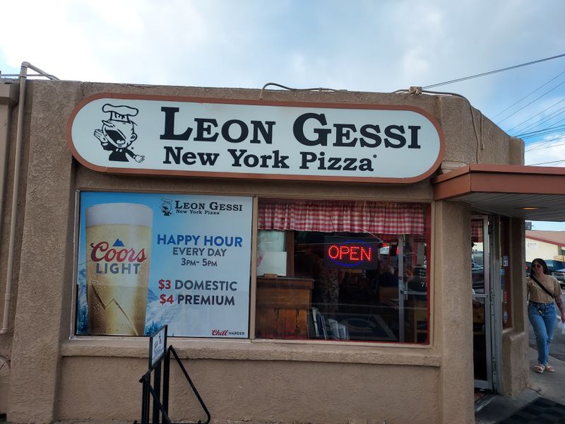 Leon Gessi New York Pizza