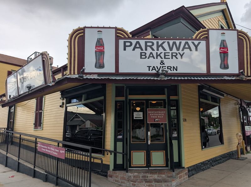 Parkway Bakery & Tavern