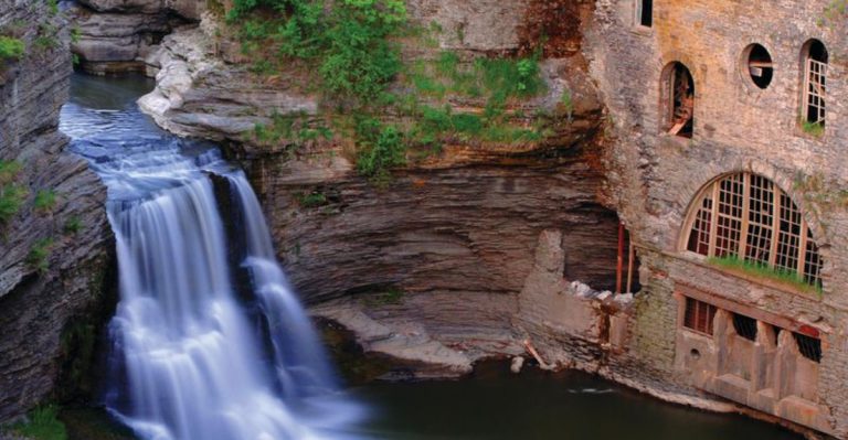 8 Secret New York Waterfalls That Aren’t On Any Tourist Map