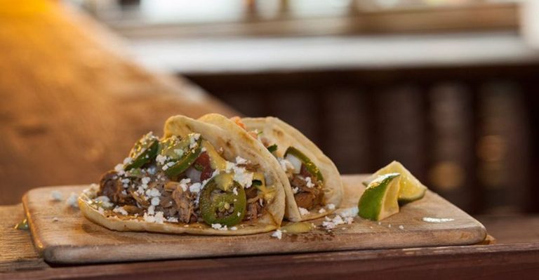 8 Texas Breakfast-Taco Stops That Will Have You Confused In A Good Way