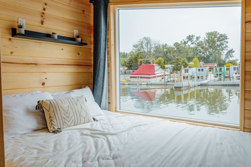 9. Floating Away Together – SōLSTAY Lodging & Marina, Sandusky