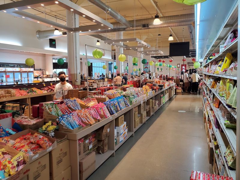 88 Marketplace, Chicago, IL 88 Marketplace, Chicago, IL
