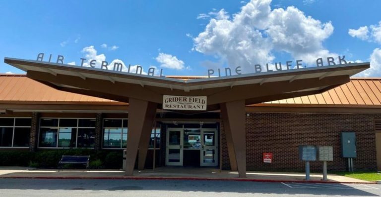 9 Arkansas Soul Food Joints That Locals Swear By