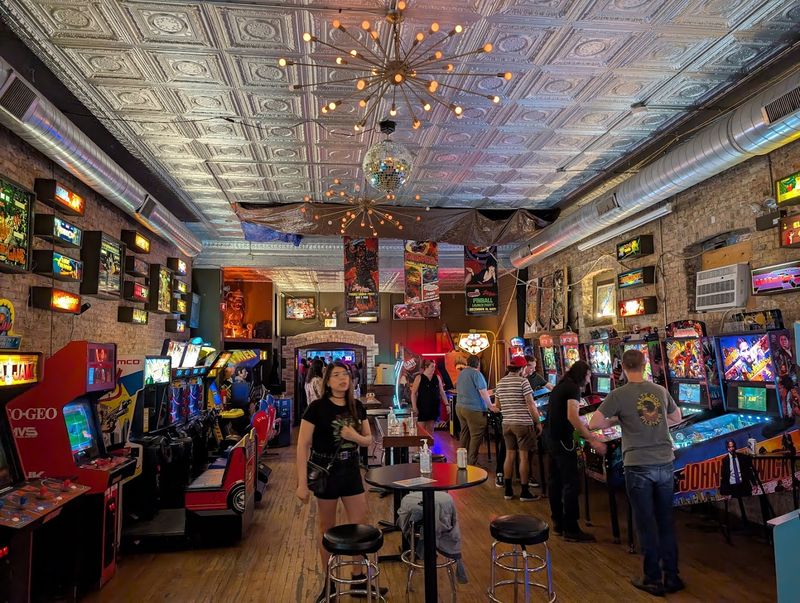Logan Arcade, Chicago