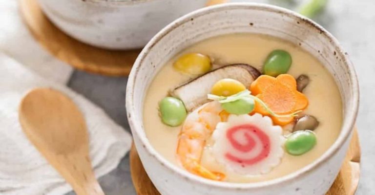 9 Clean And Healthy Ways To Enjoy Eggs Every Day