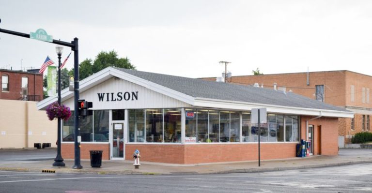 9 Ohio Sandwich Shops That Locals Claim Beat Out The Chains Every Time
