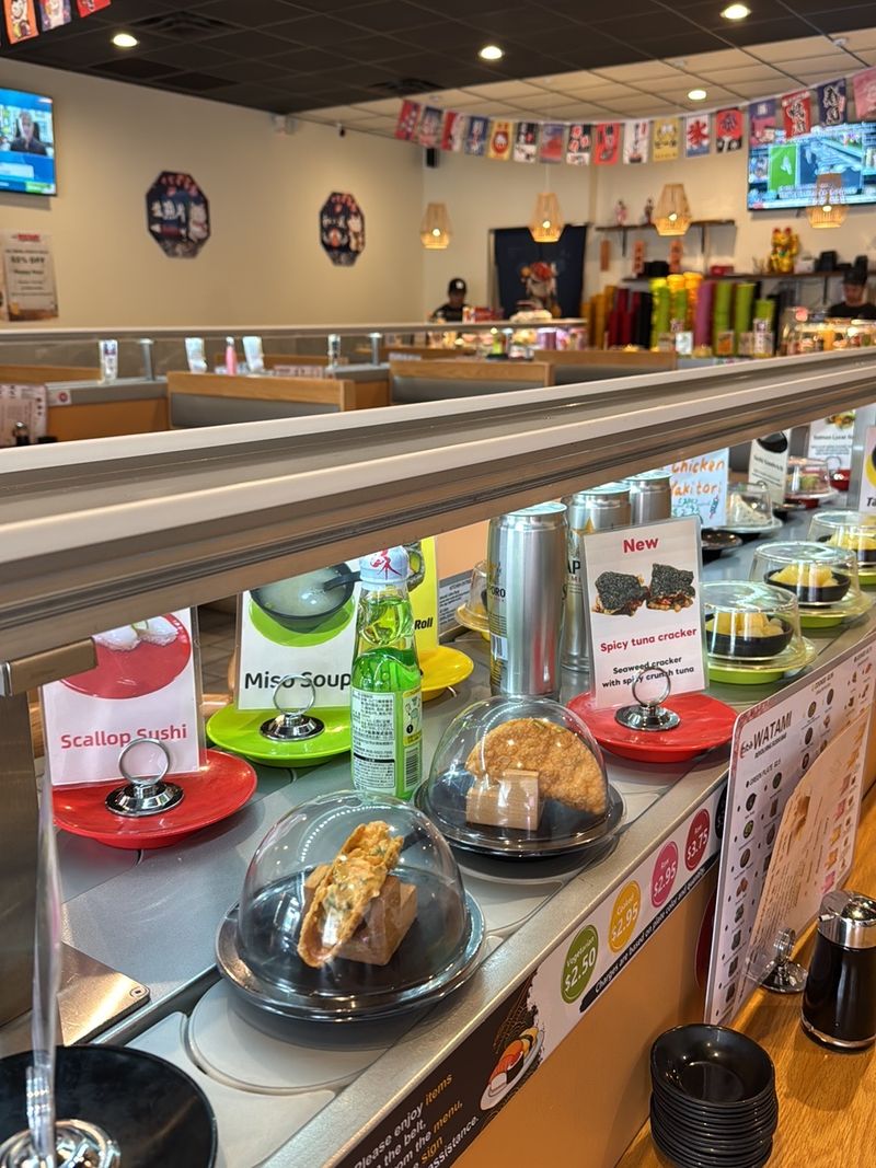 #9 Watami Revolving Sushi Bar, Parma #9 Watami Revolving Sushi Bar, Parma