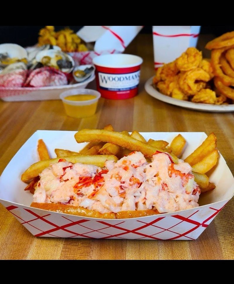 8. Woodman's Of Essex – Essex, MA