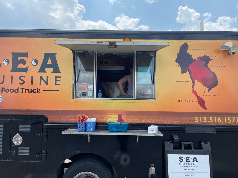 10. Sea Cuisine Food Truck – Cincinnati