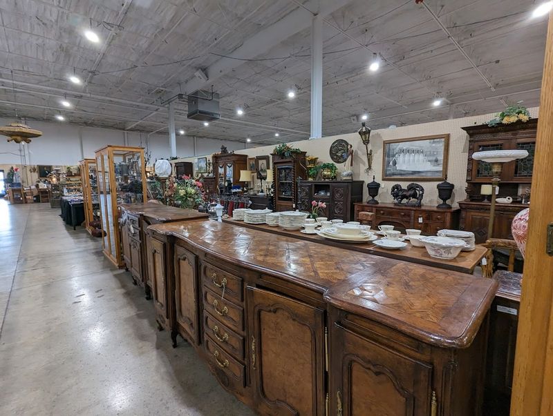 A Springfield Landmark Worth Every Mile Of The Drive