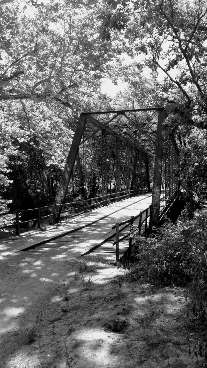 A 1914 Truss Frozen In Time