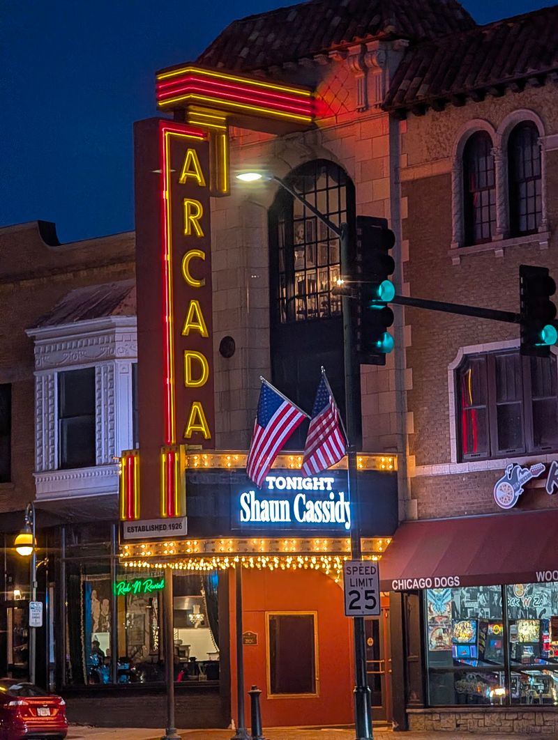 A 1926 Landmark On The Fox River