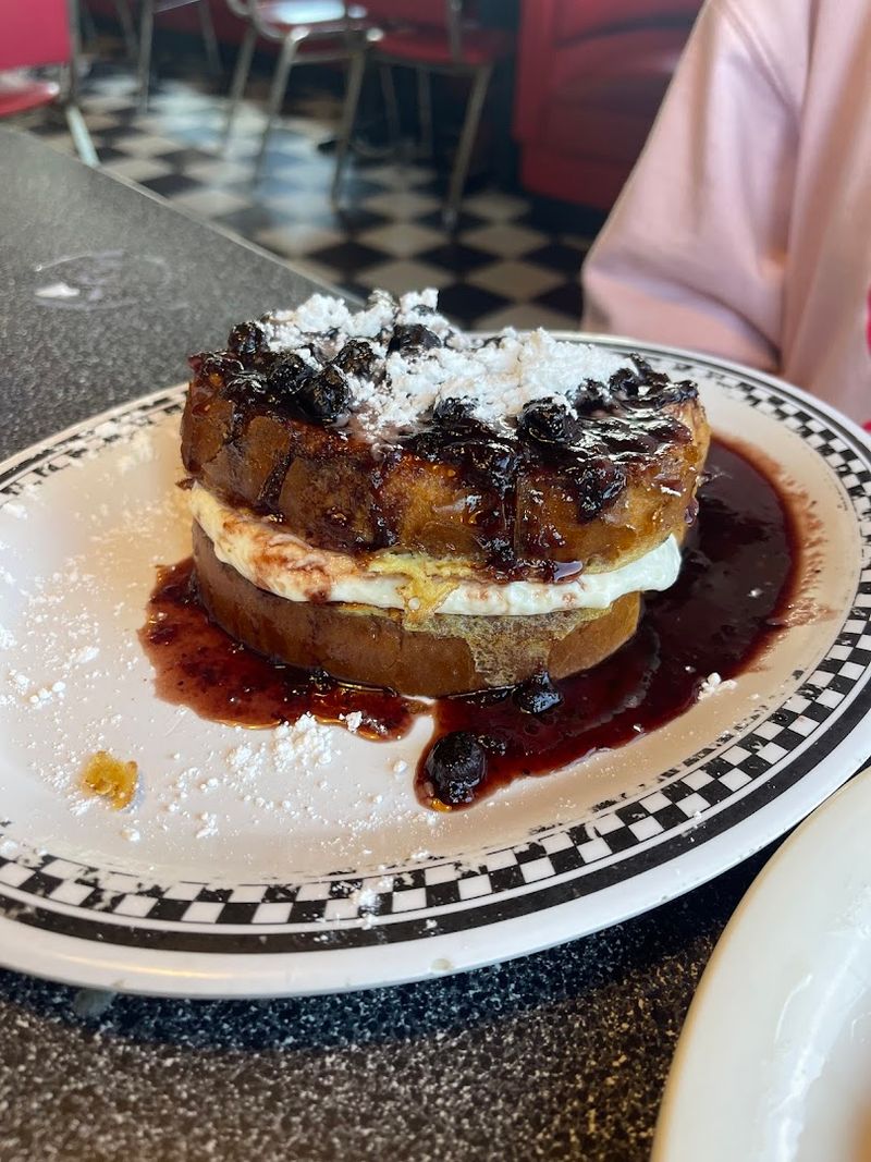 Chase The Cheesecake Waffle With Blueberries