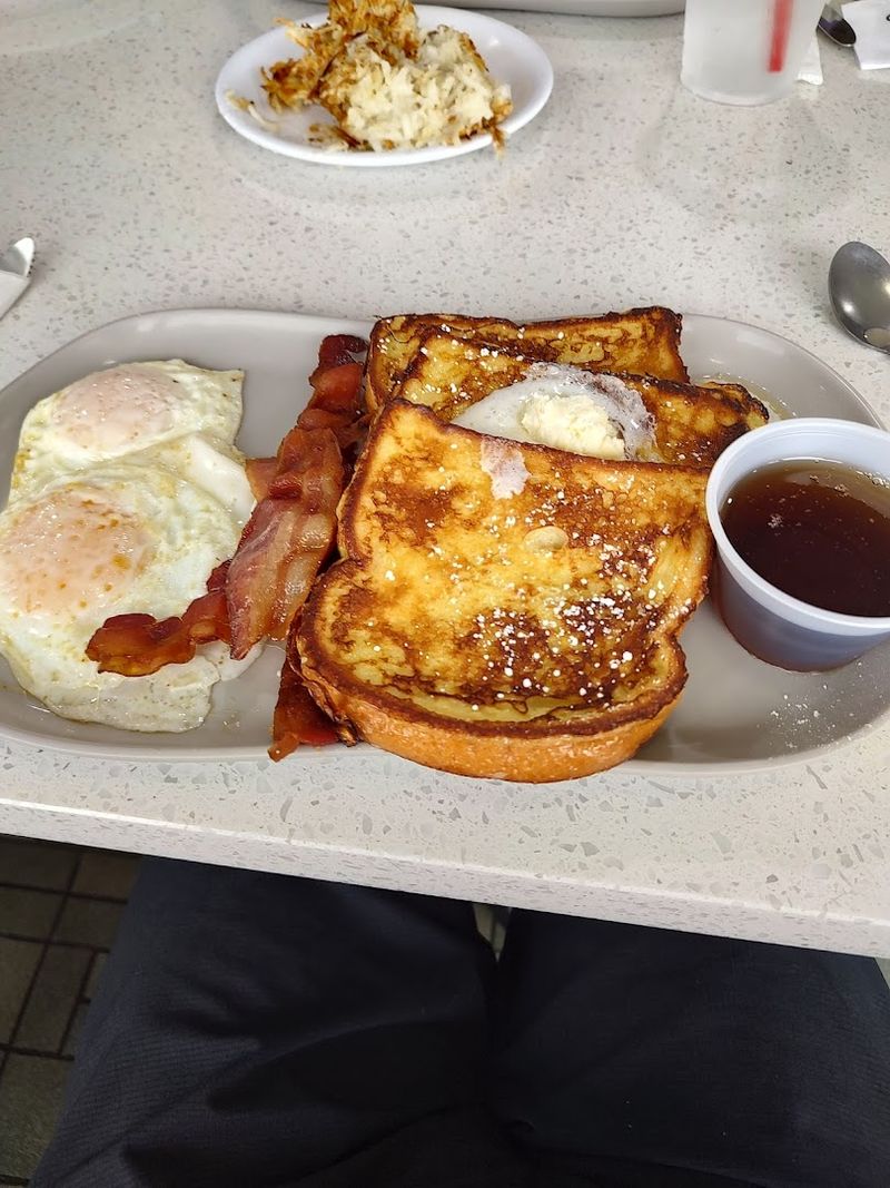 The Cinnamon Roll French Toast 