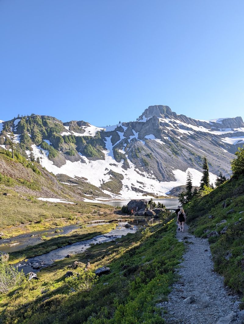 A Big-Mountain Payoff Packed Into 1.4 Miles