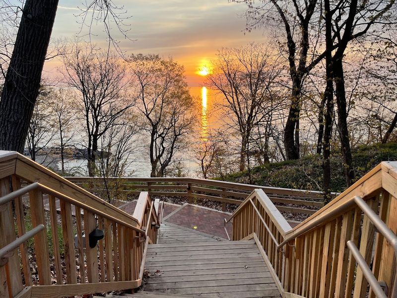 A Bluff-Top Entrance With A Big Reveal A Bluff-Top Entrance With A Big Reveal