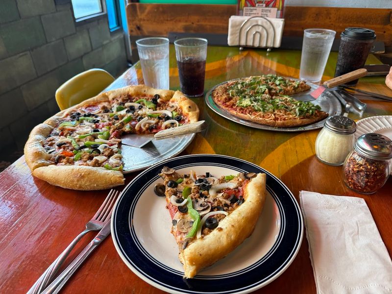 The Famous Satch Pan Pizza That Has People Planning Road Trips