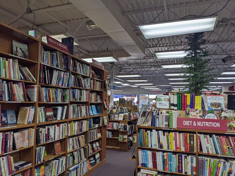 A Bookstore Made For Lingering